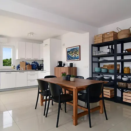 Villa Pool, 300m To Beach, Private Location, Sea View - Zelena Donji Okrug