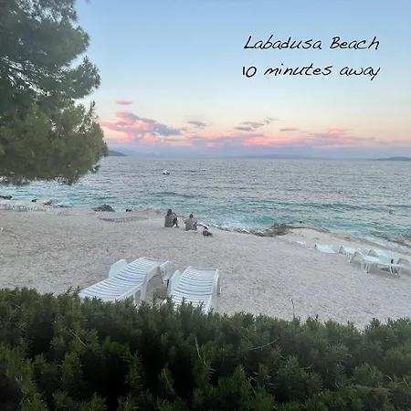 Pool, 300m To Beach, Private Location, Sea View - Zelena Donji Okrug